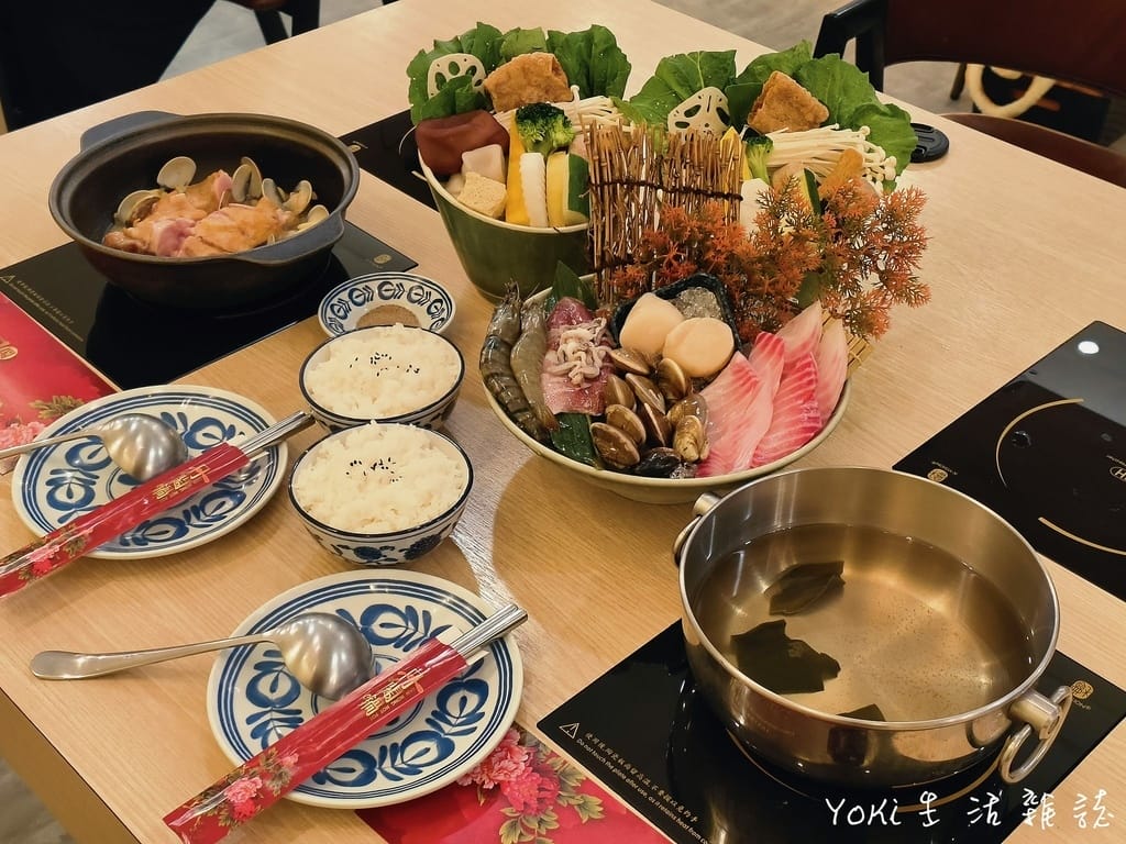 台中西區|丹閎鍋宵夜火鍋店、口碑必點蒜爆蛤蠣去骨嫩雞腿鍋~ - 第14張圖 丹閎鍋 蒜爆蛤蠣去骨嫩雞腿鍋+海鮮總匯鍋