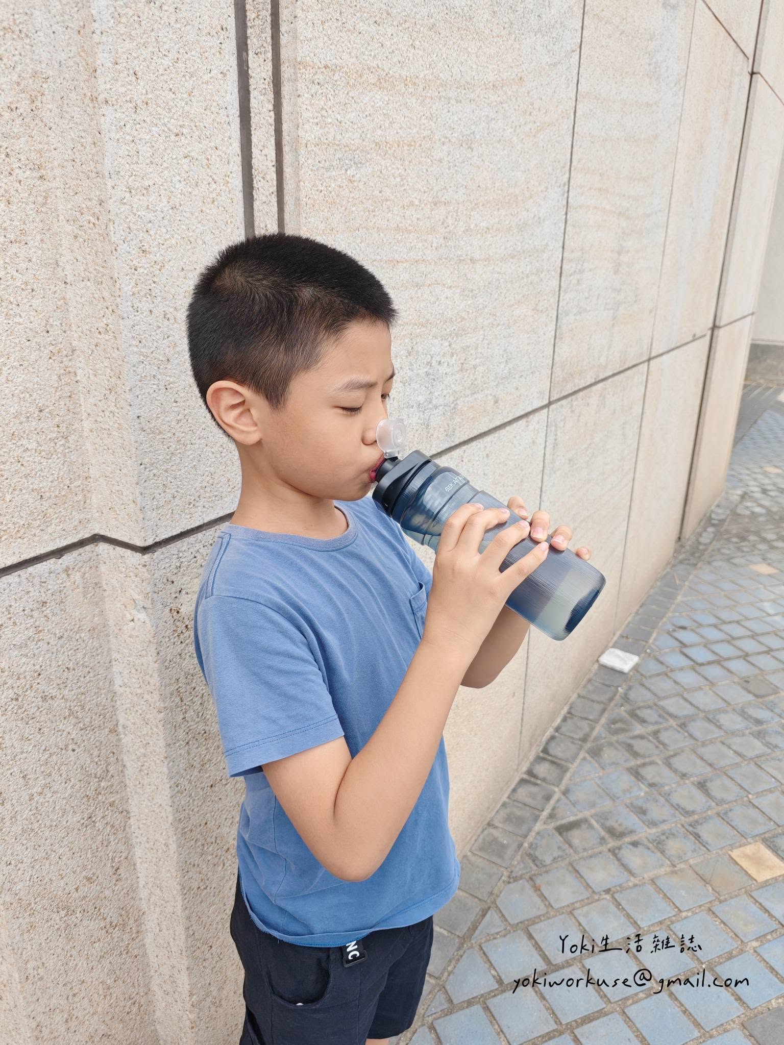 帶孩子出門，公共飲水機的水敢直接喝嗎？馬布谷 KATADYN BeFree AC Bottle 淨水壺實測