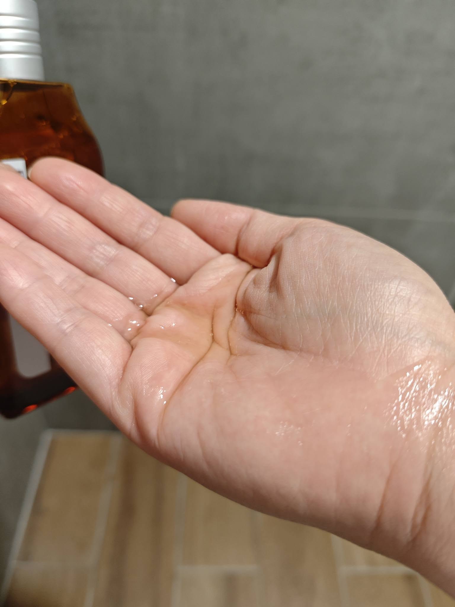 不再當排水孔富翁!肌活麗學創研所PHARMANO髮蔓濃 系列| 氧髮活齡素洗髮精+氧髮活齡素|乳鐵蛋白國際權威評價心得 - 第4張圖 不再當排水孔富翁!肌活麗學創研所PHARMANO髮蔓濃 系列| 氧髮活齡素洗髮精+氧髮活齡素|乳鐵蛋白國際權威評價心得