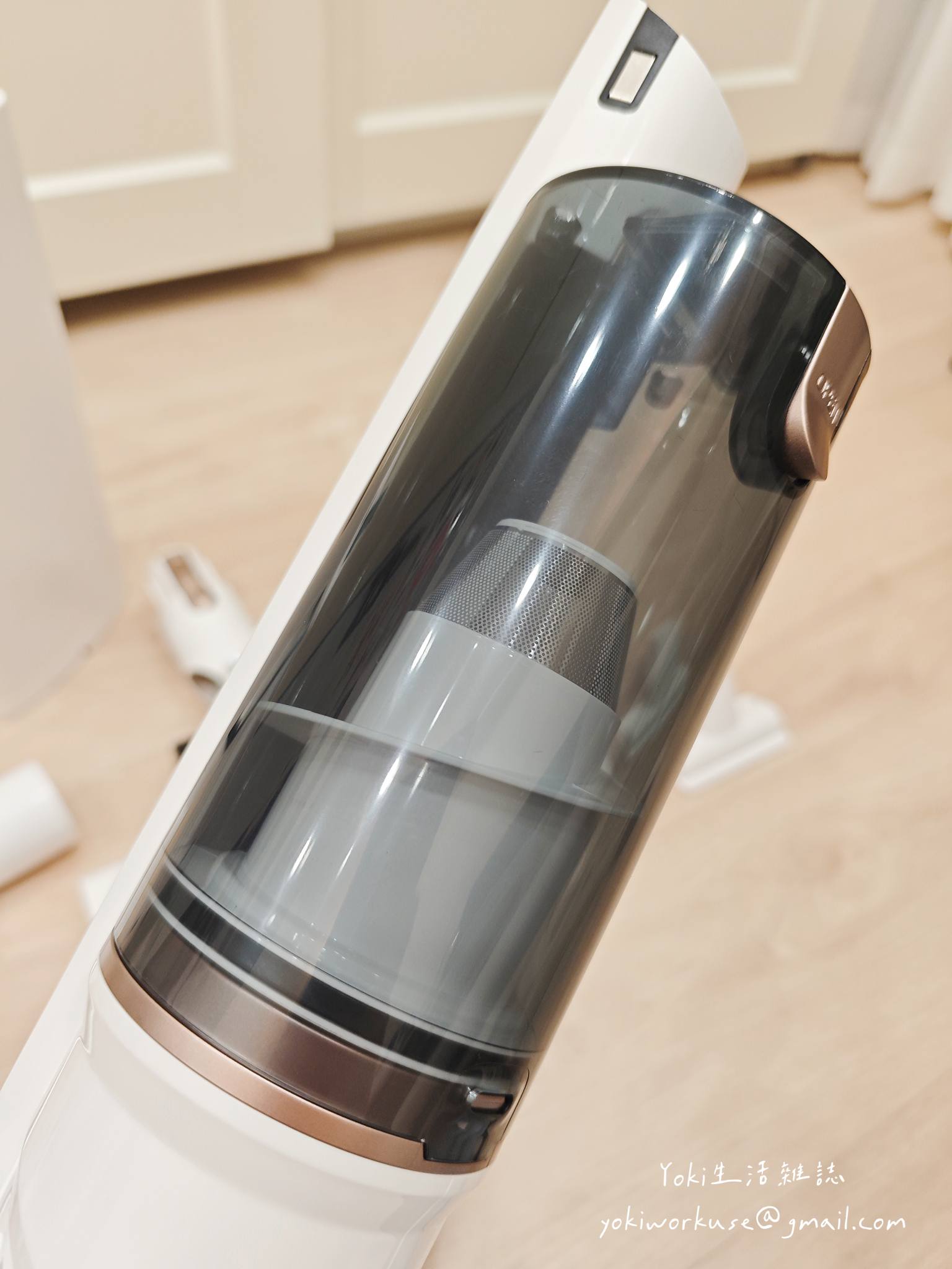 SANSUI山水-小白淨無線手持吸塵器 SVC-P880 好用嗎？自動集塵吸塵器實測!